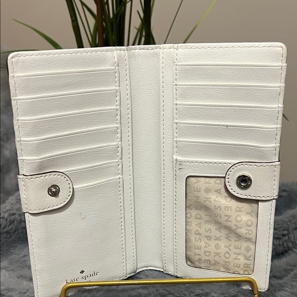 Kate Spade 🌺 HOST PICK 🌺 Ice Cream Print Wallet - White and Pink | GUC - Picture 4 of 7